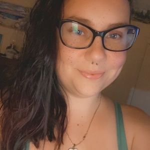 Meet your Posher, Alycea